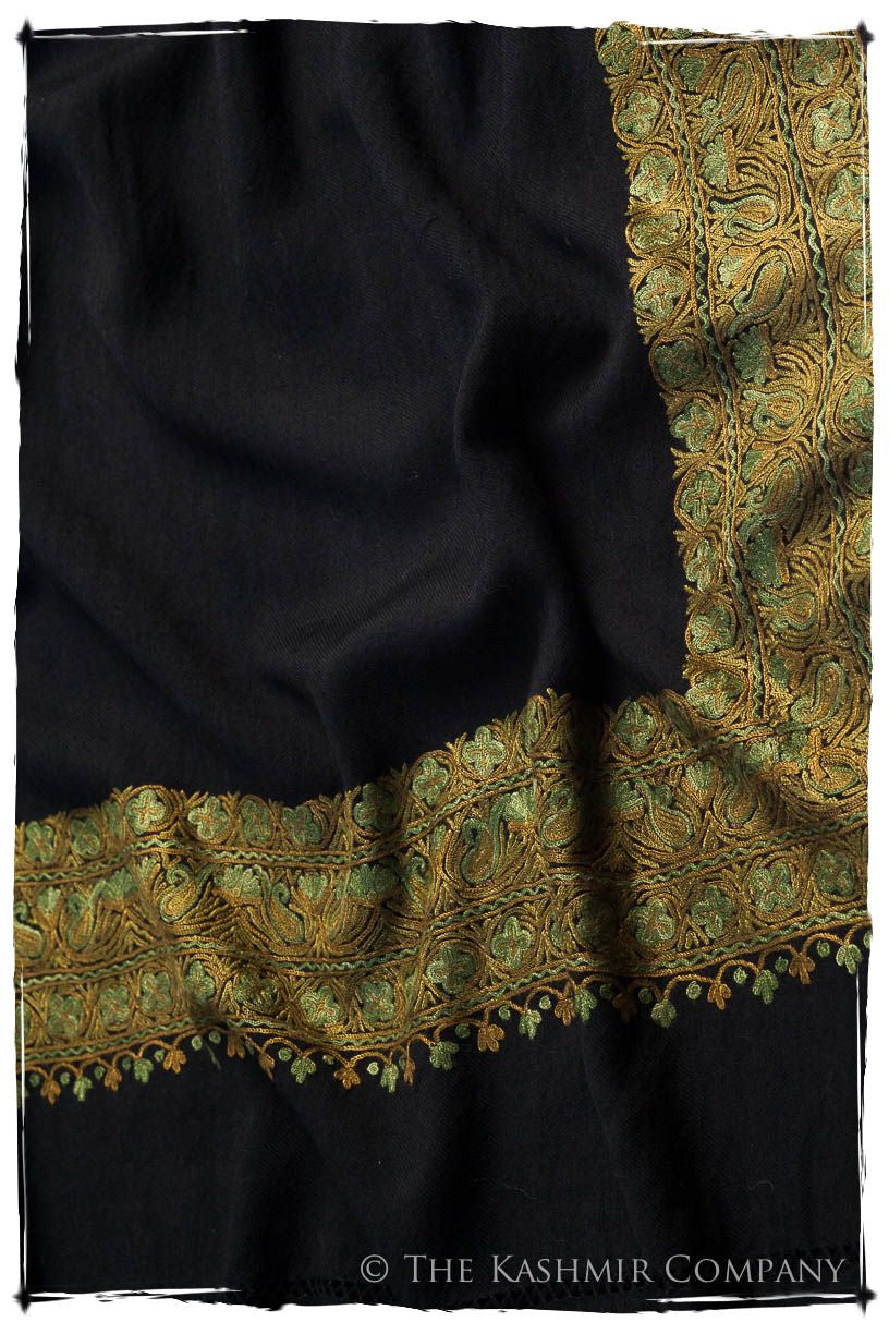 Trois Frontière Ivy Royale Mascarade Shawl