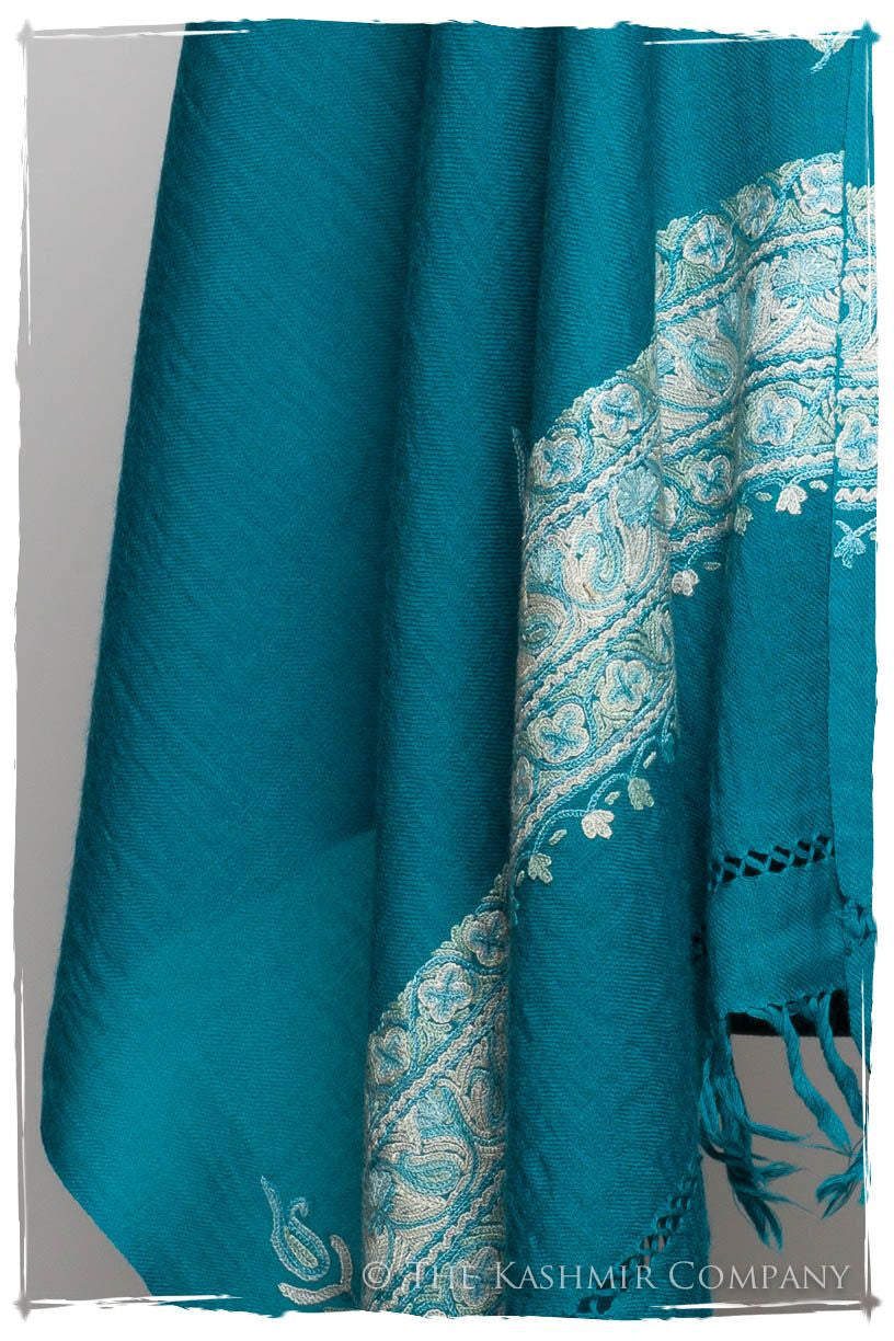 Méditerranée Capri Trois Frontières Bleu Gift Shawl