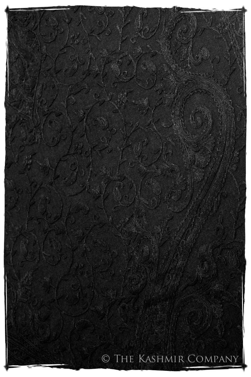 Onyx Bijou Royale Paisley Noir Shawl