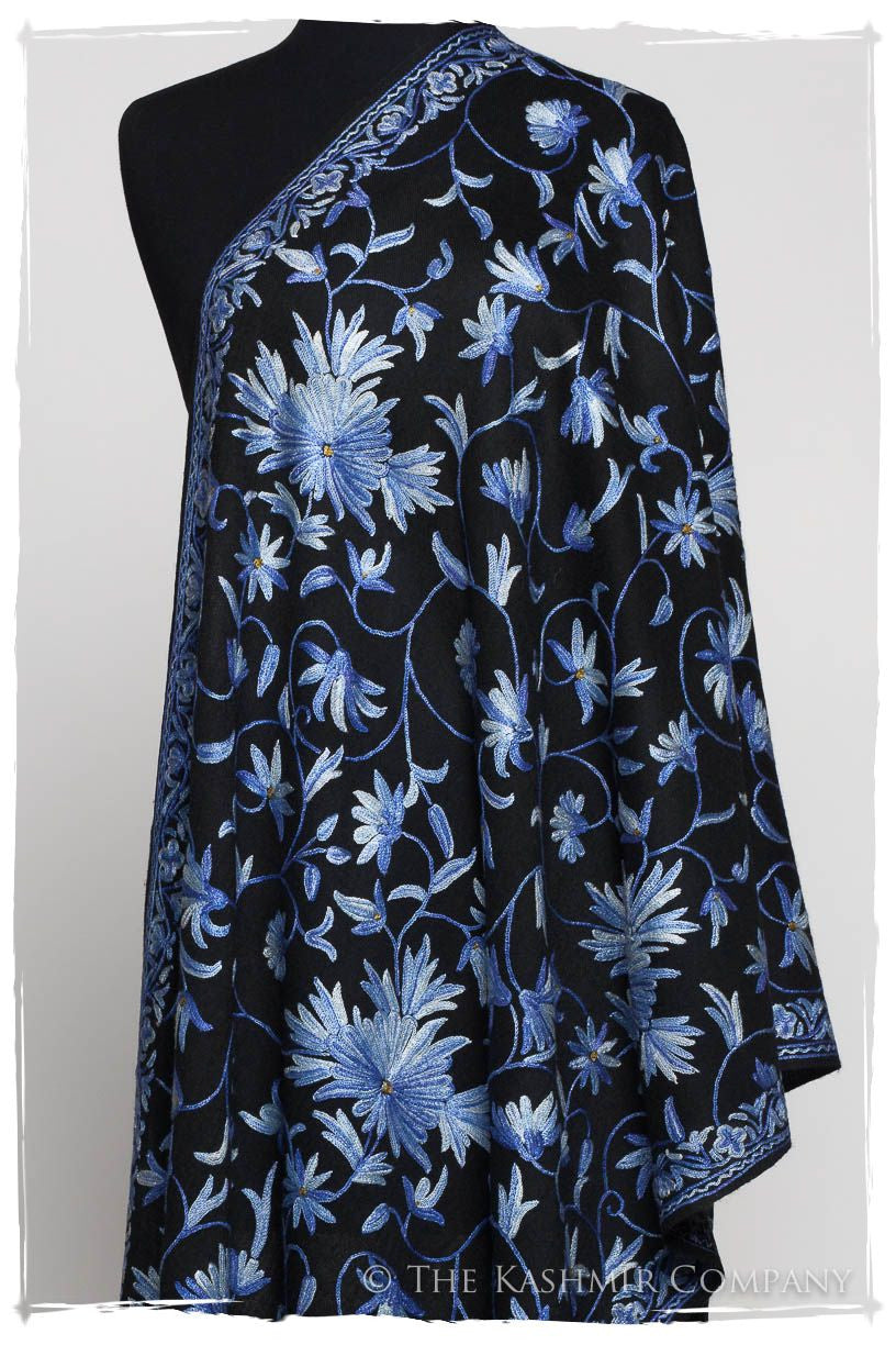 Bleu Jardin à Giverny Notre Dame Shawl