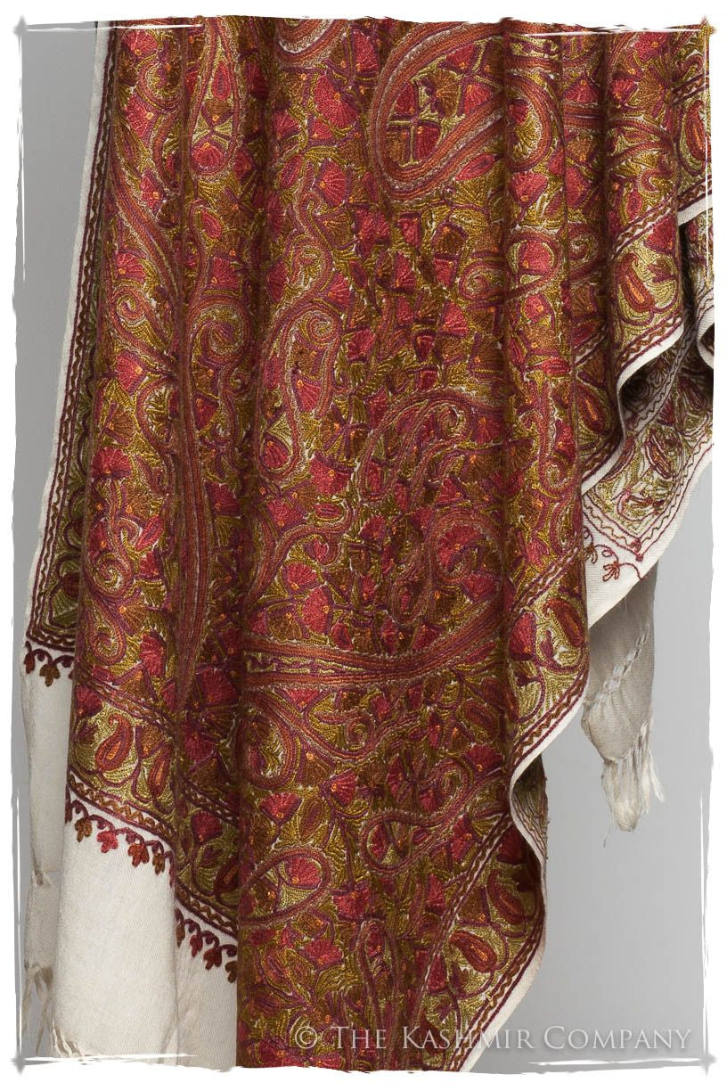Bijoux Dans le Trésor Paisley Antiquaires Shawl