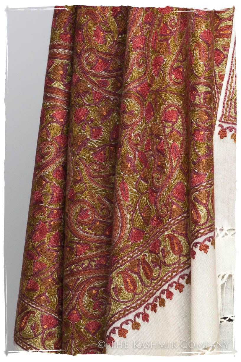 Bijoux Dans le Trésor Paisley Antiquaires Shawl