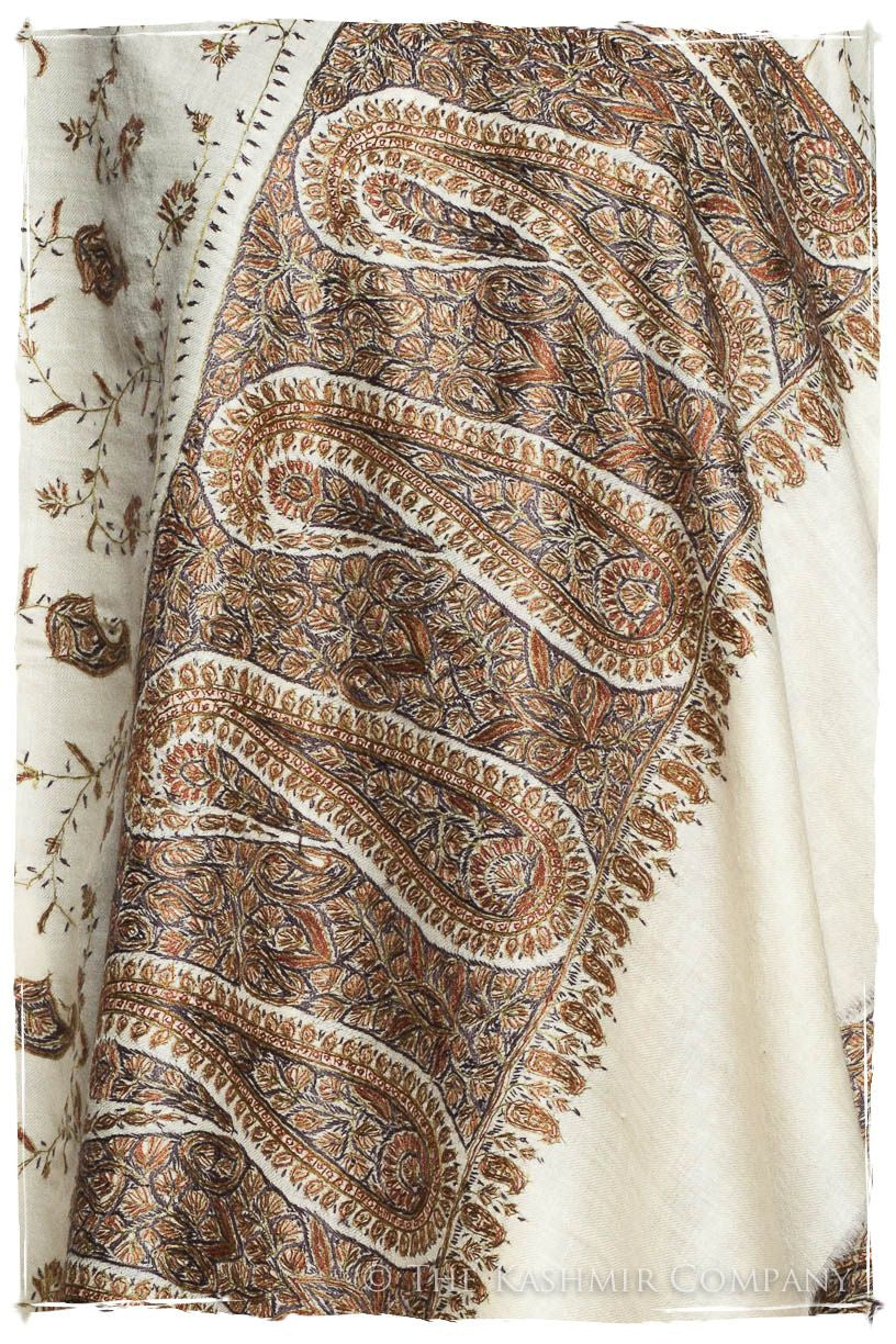 Amour de Eva Orient Paisley Shawl