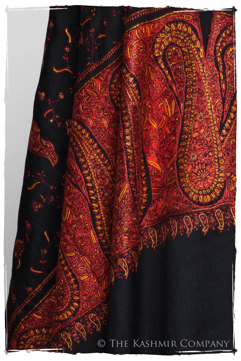 L'amour de Joséphine Orient Paisley Shawl