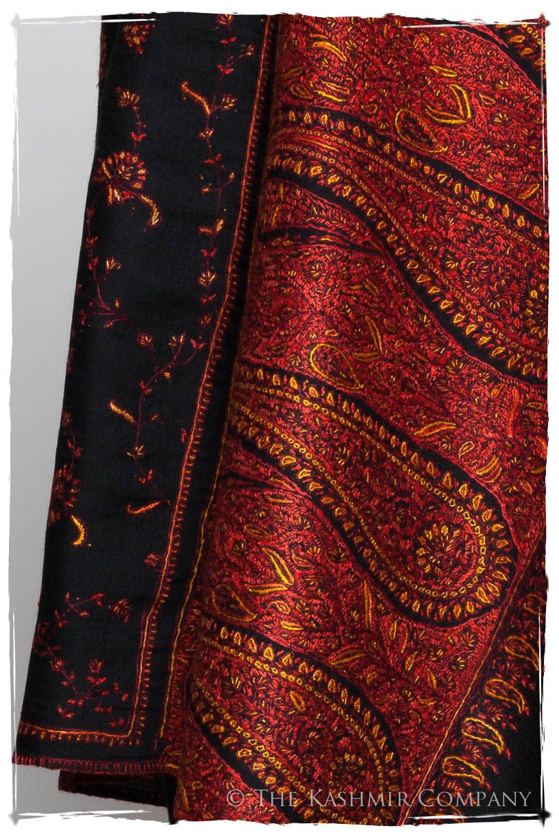 L'amour de Joséphine Orient Paisley Shawl