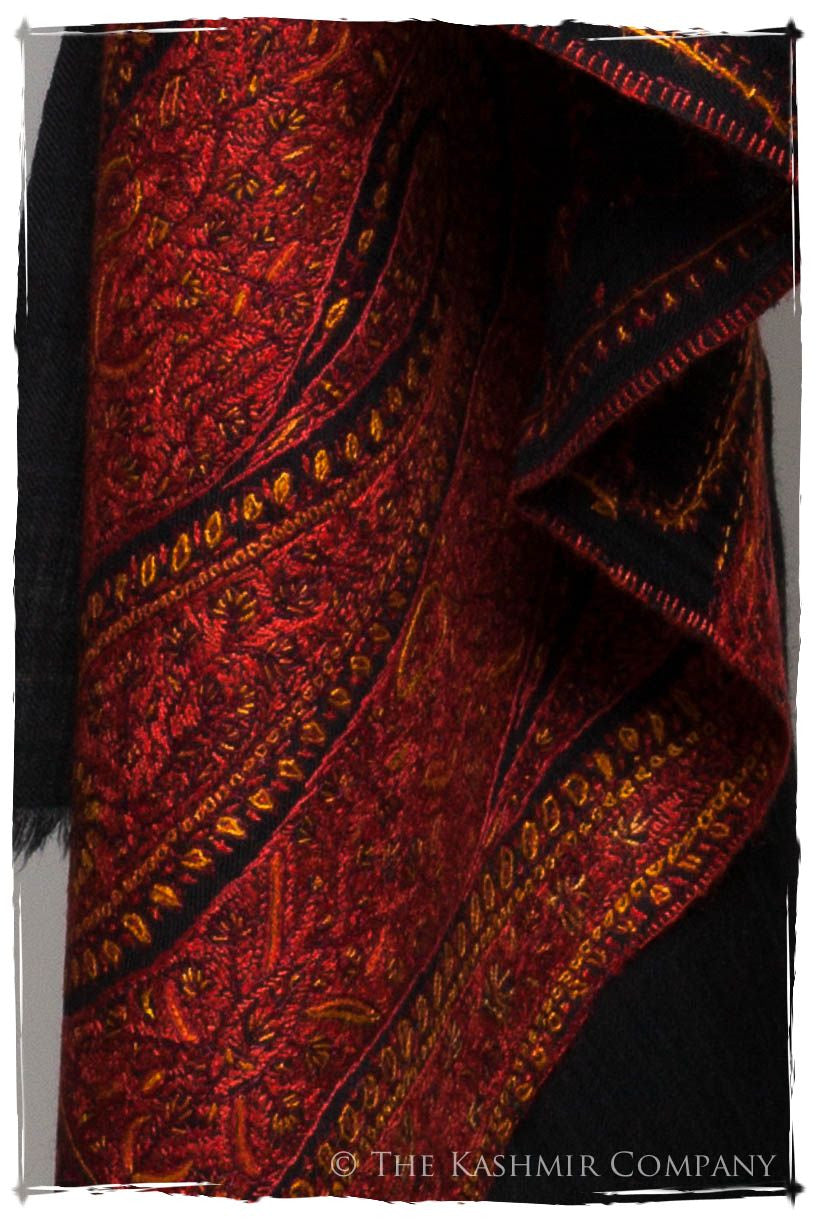 L'amour de Joséphine Orient Paisley Shawl