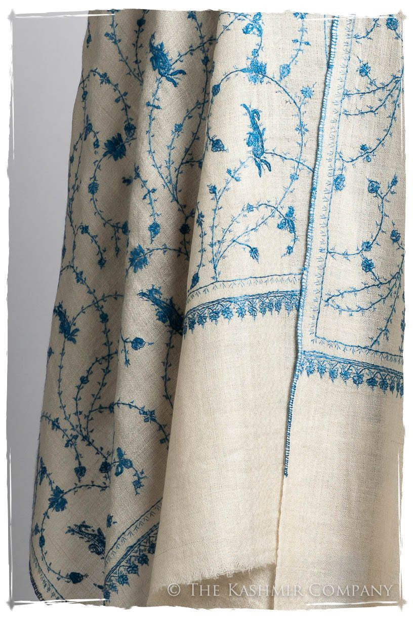 Sapphire Bleu Bijou Paisley L'amour Soft Cashmere Scarf/Shawl