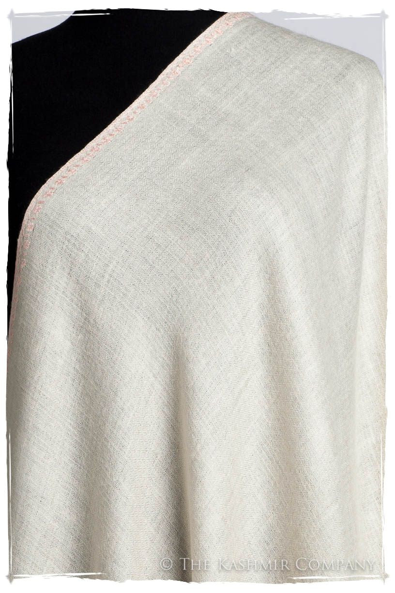 Frontière d'Paisley Pink Mist L'amour Soft Cashmere Scarf/Shawl