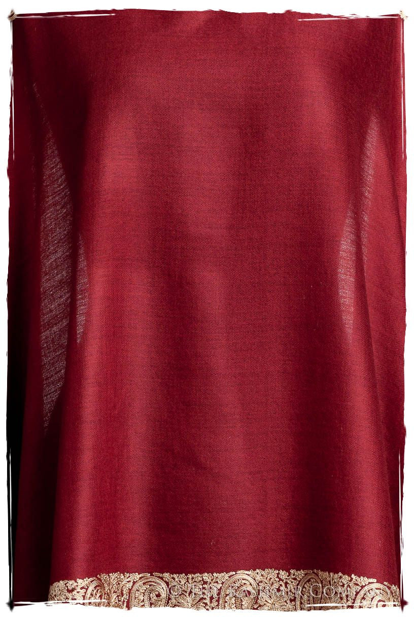 The Sophistiqué Bordeaux Paisley Frontière Shawl