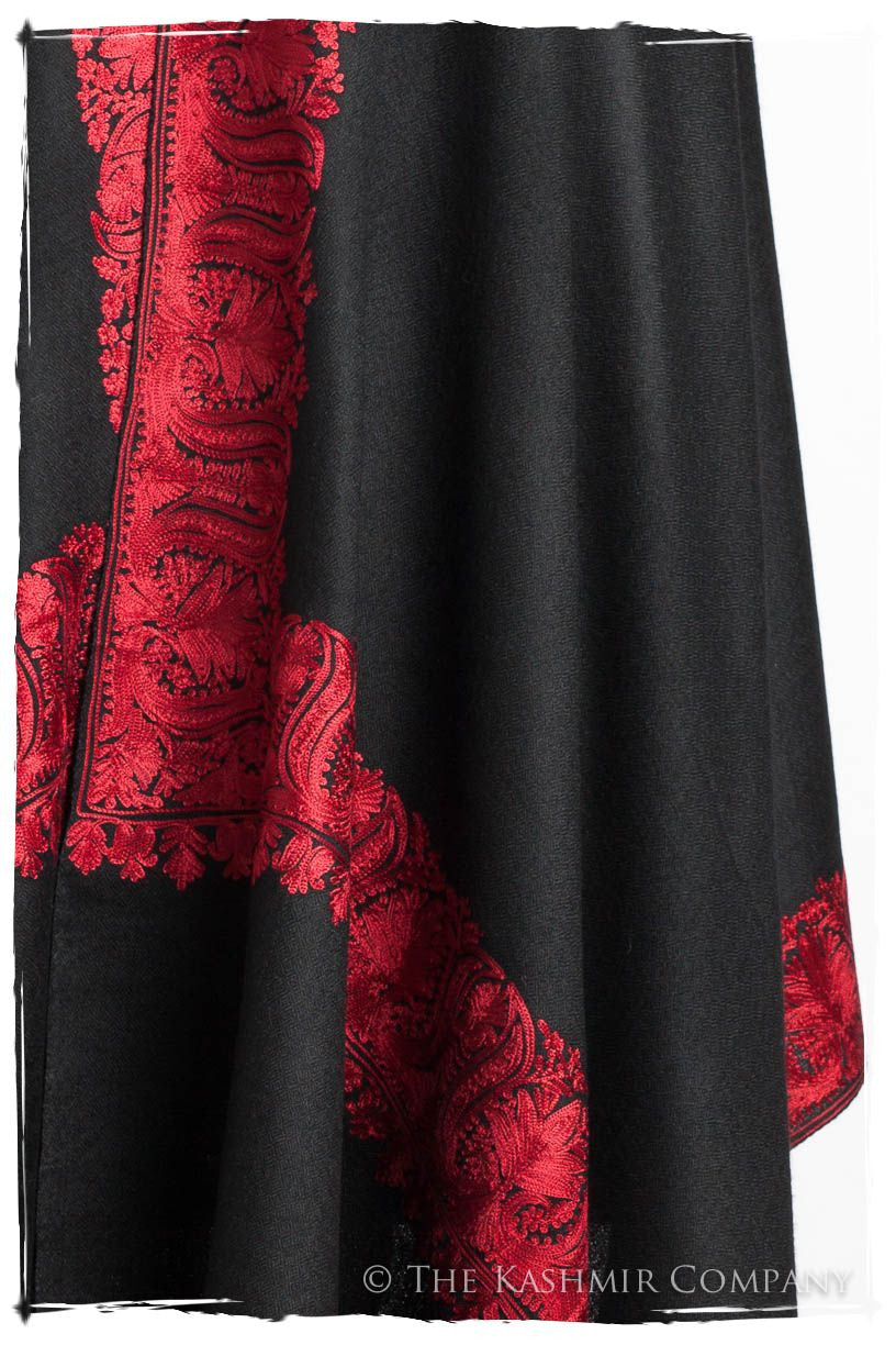 The Sophistiqué Rouge Lotus Frontière Shawl