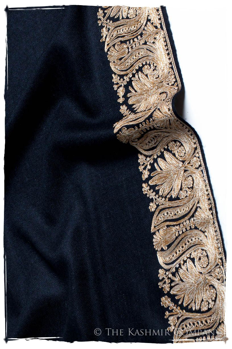 The Sophistiqué Oro Lotus Frontière Shawl