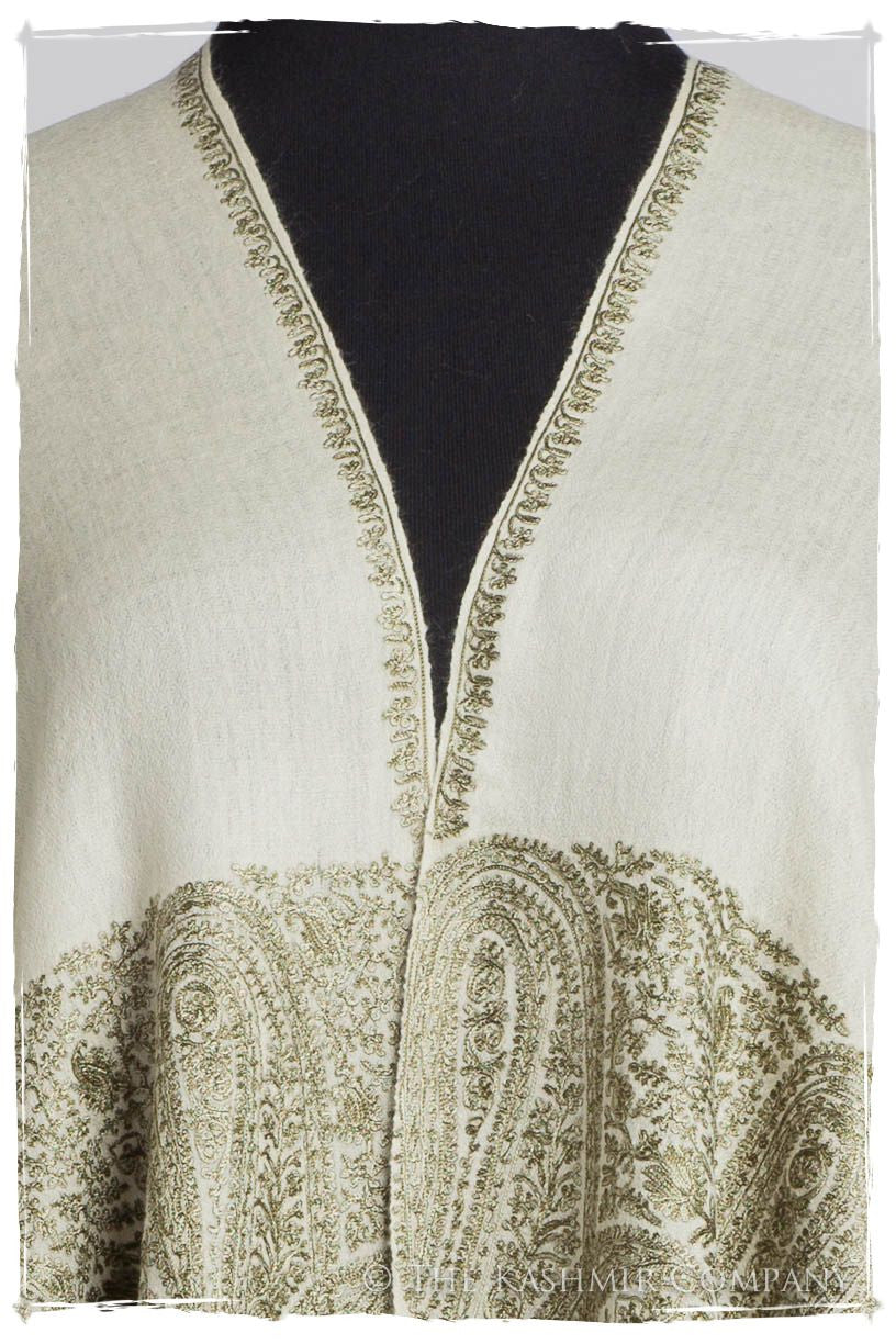 The Sophistiqué Ivoire Vignoble Empress Paisley Shawl