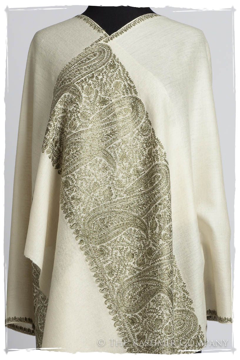The Sophistiqué Ivoire Vignoble Empress Paisley Shawl