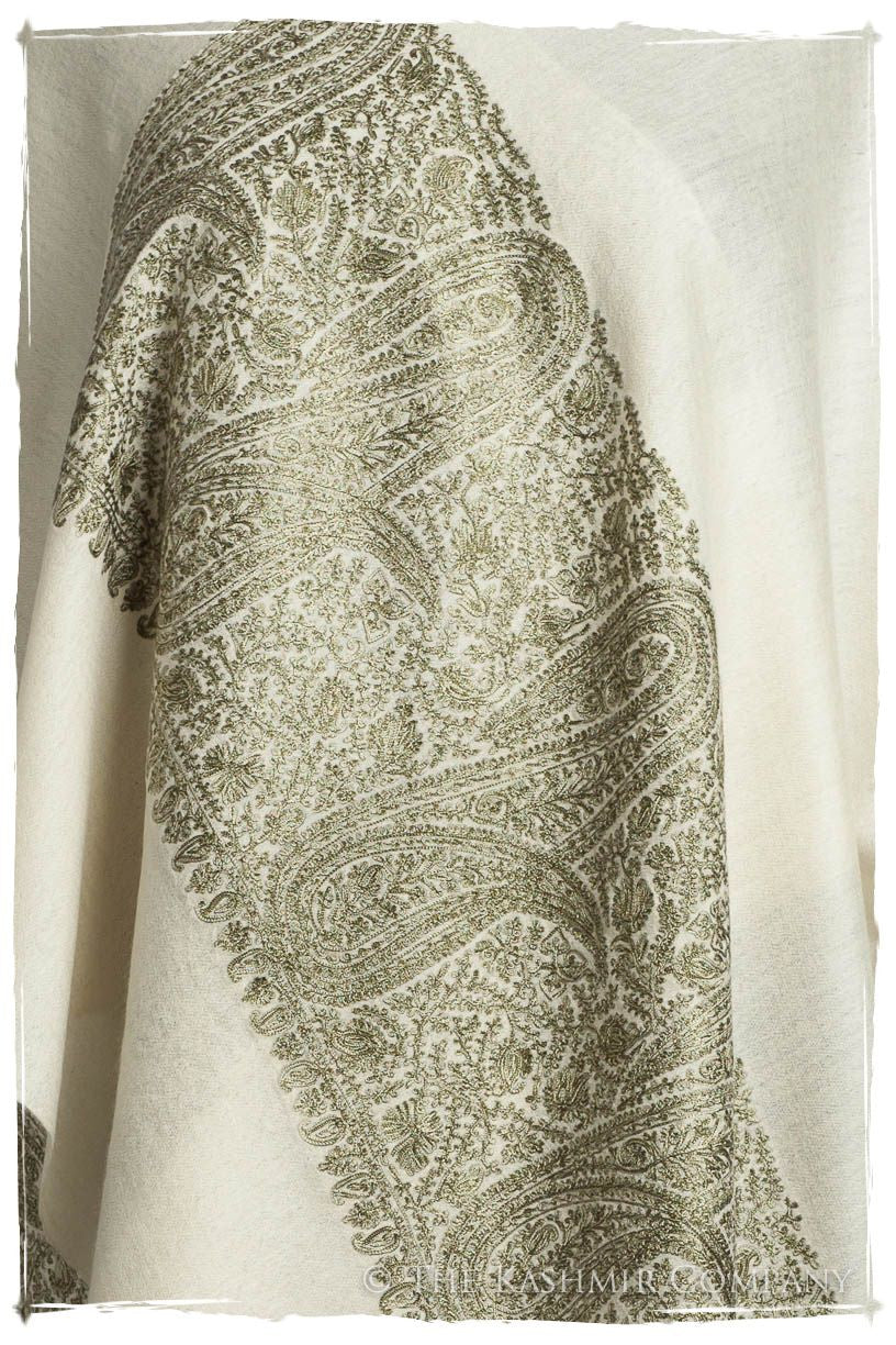 The Sophistiqué Ivoire Vignoble Empress Paisley Shawl