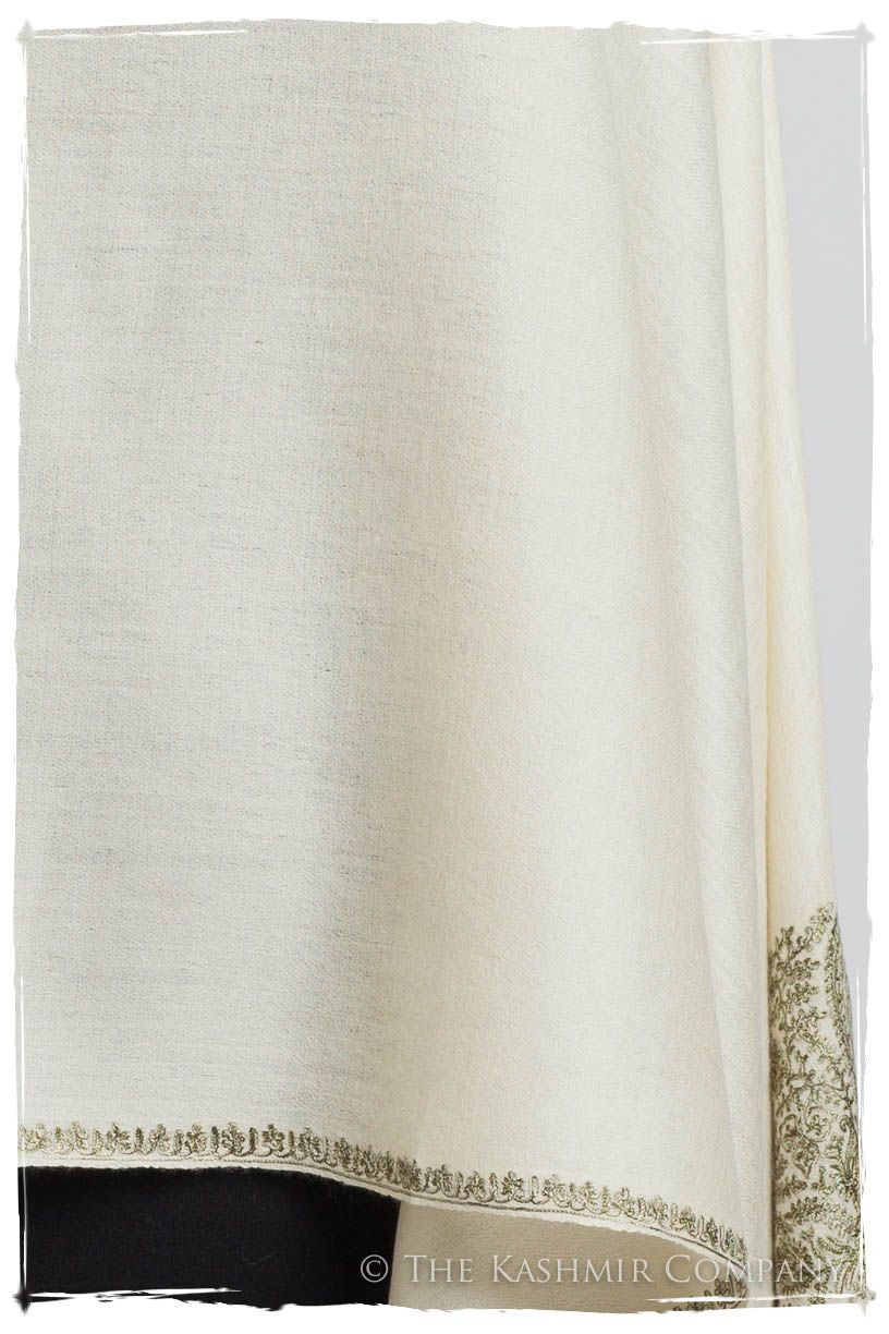 The Sophistiqué Ivoire Vignoble Empress Paisley Shawl