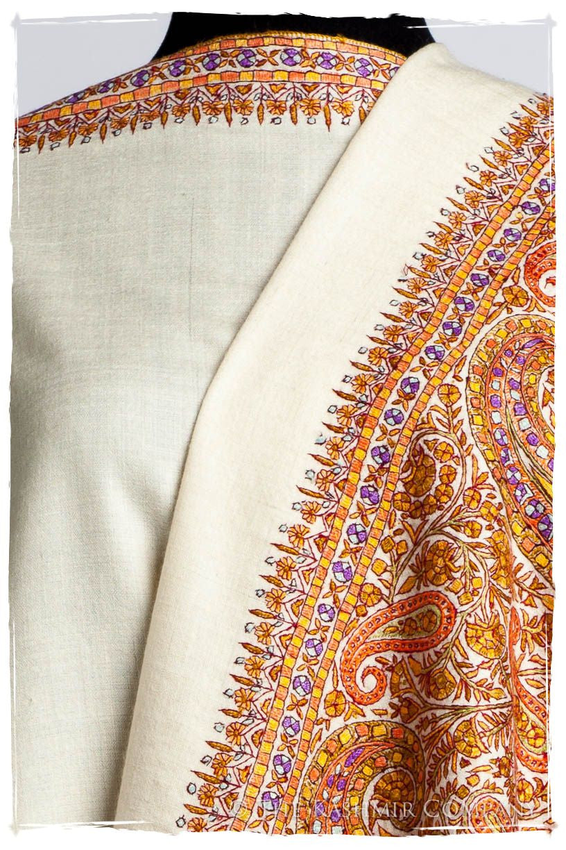 The Louvre - Grand Pashmina Shawl