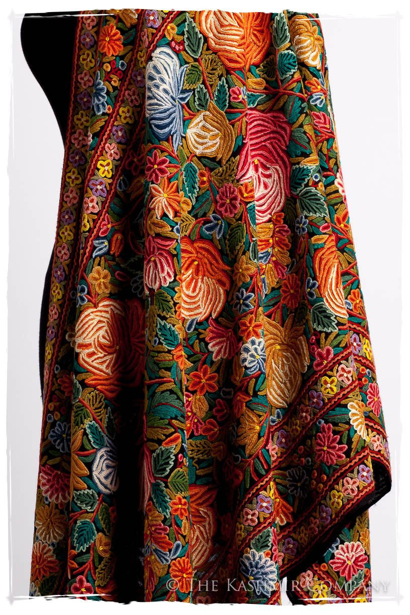 Roseraie de Paris Antiquaires Shawl
