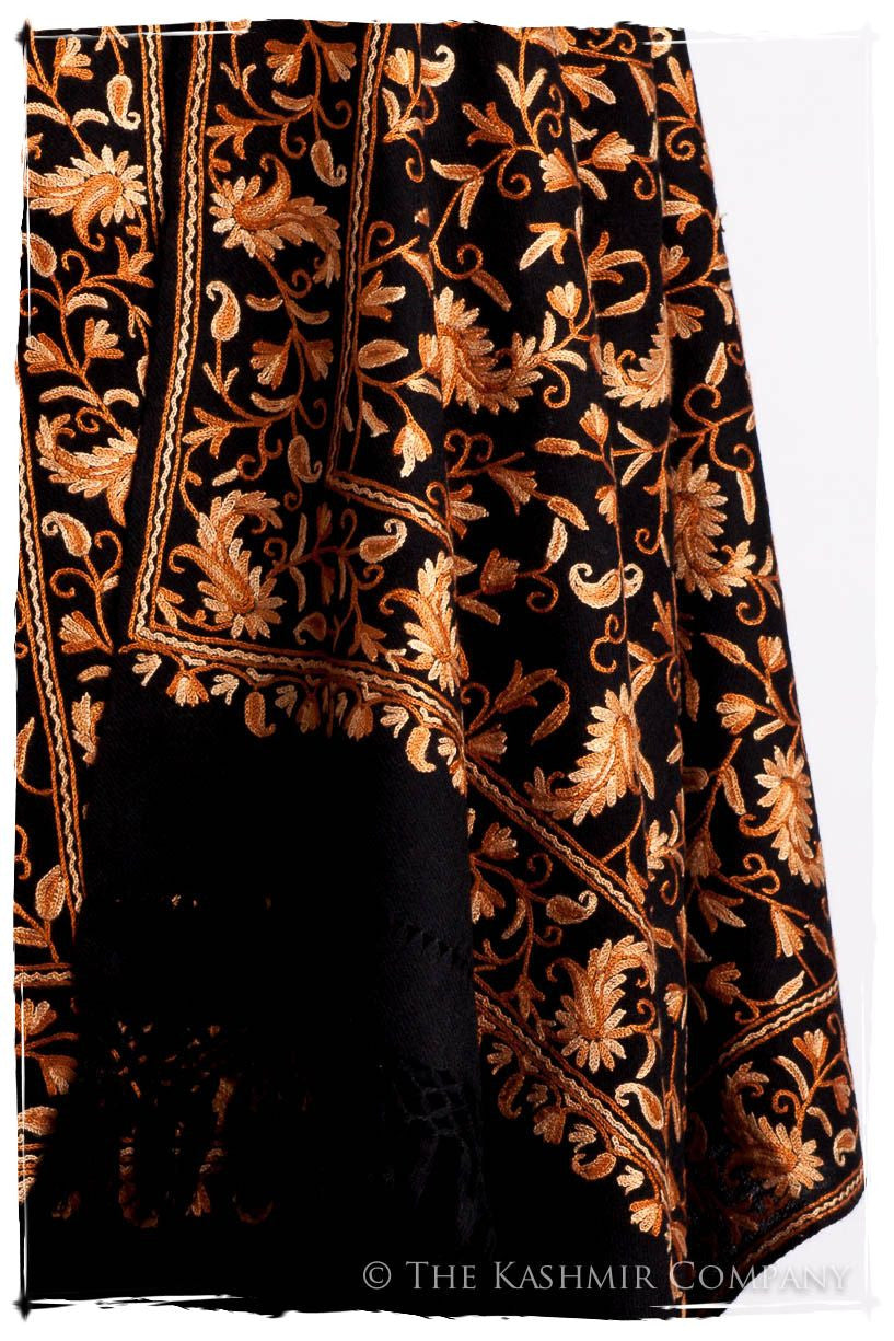Nuances de Brun Paisley Secret Garden Shawl
