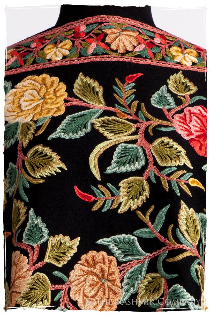 Jardin de Marie Antoinette Antiquaires Shawl