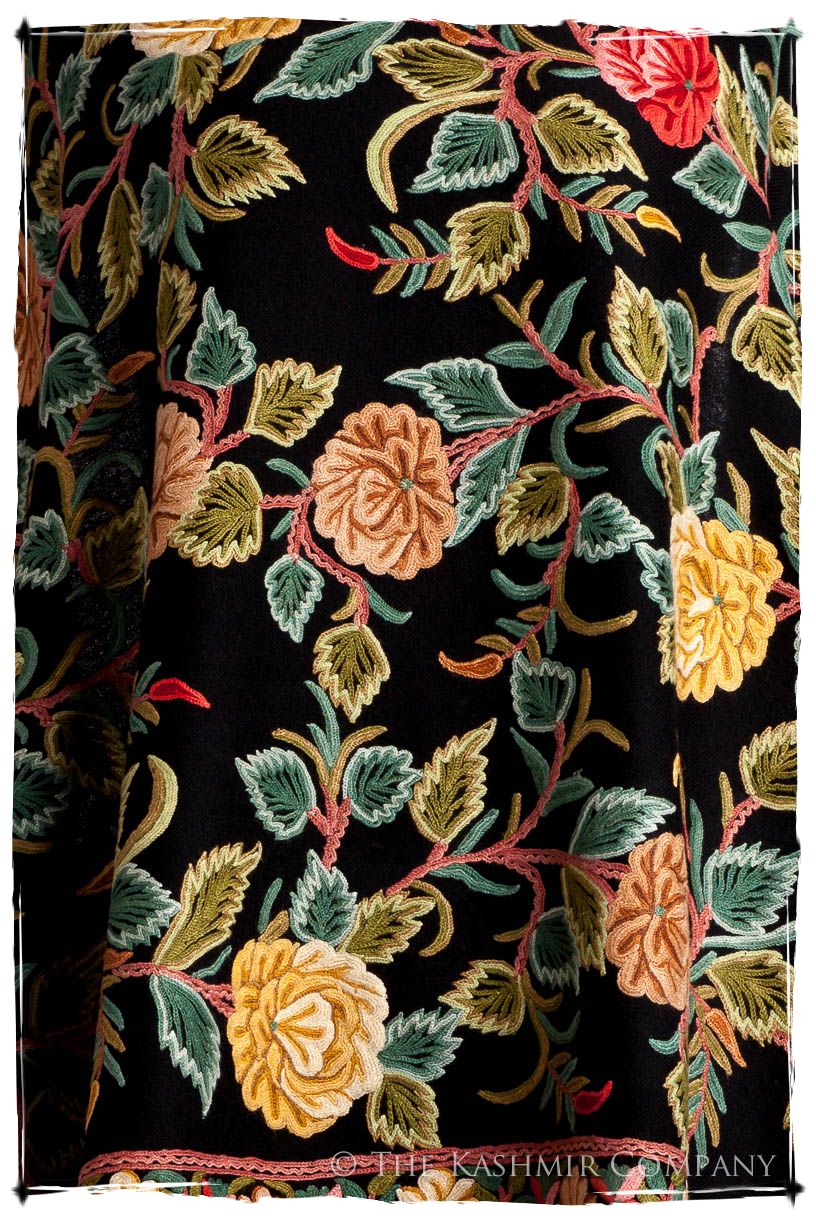 Jardin de Marie Antoinette Antiquaires Shawl