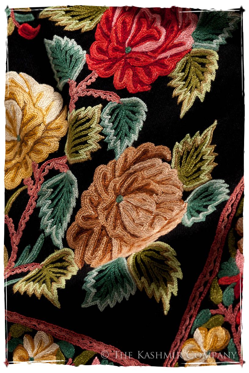 Jardin de Marie Antoinette Antiquaires Shawl