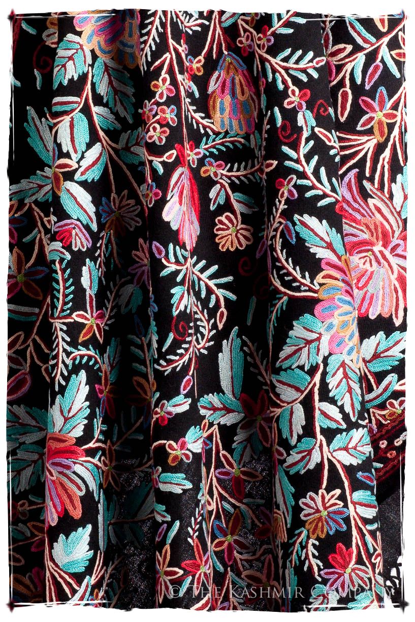 Jardin de Châtel Antiquaires Shawl