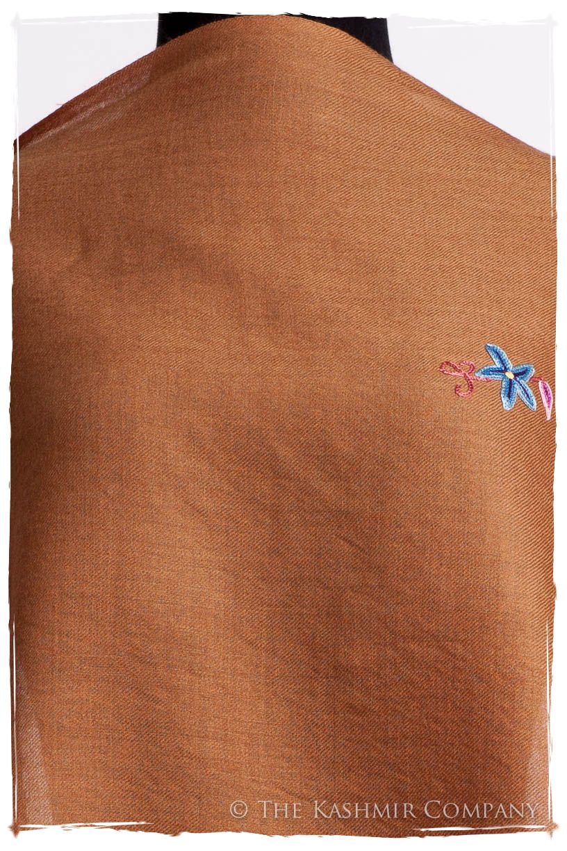 Je Ne Sais Quoi Français Tamia Shawl