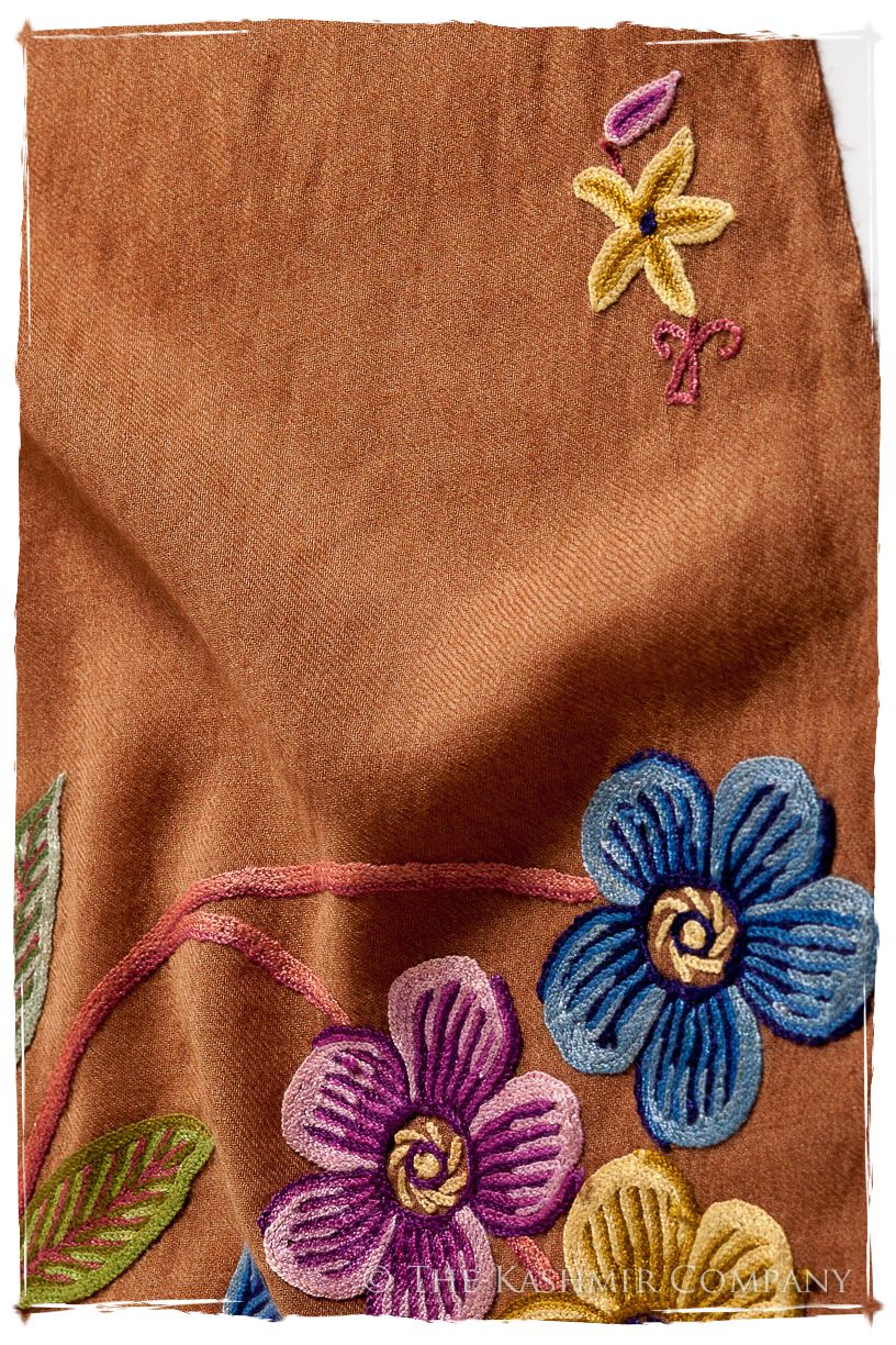 Je Ne Sais Quoi Français Tamia Shawl