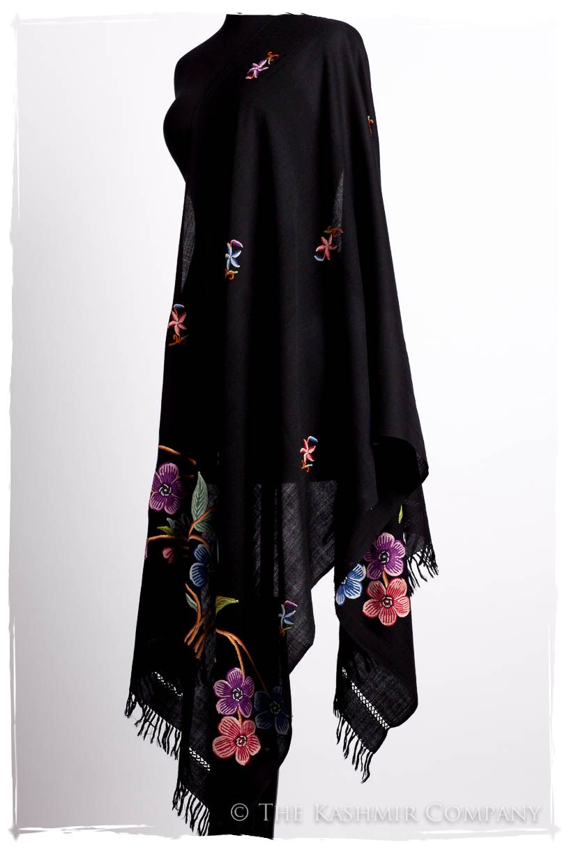 Je Ne Sais Quoi Français Noir Shawl