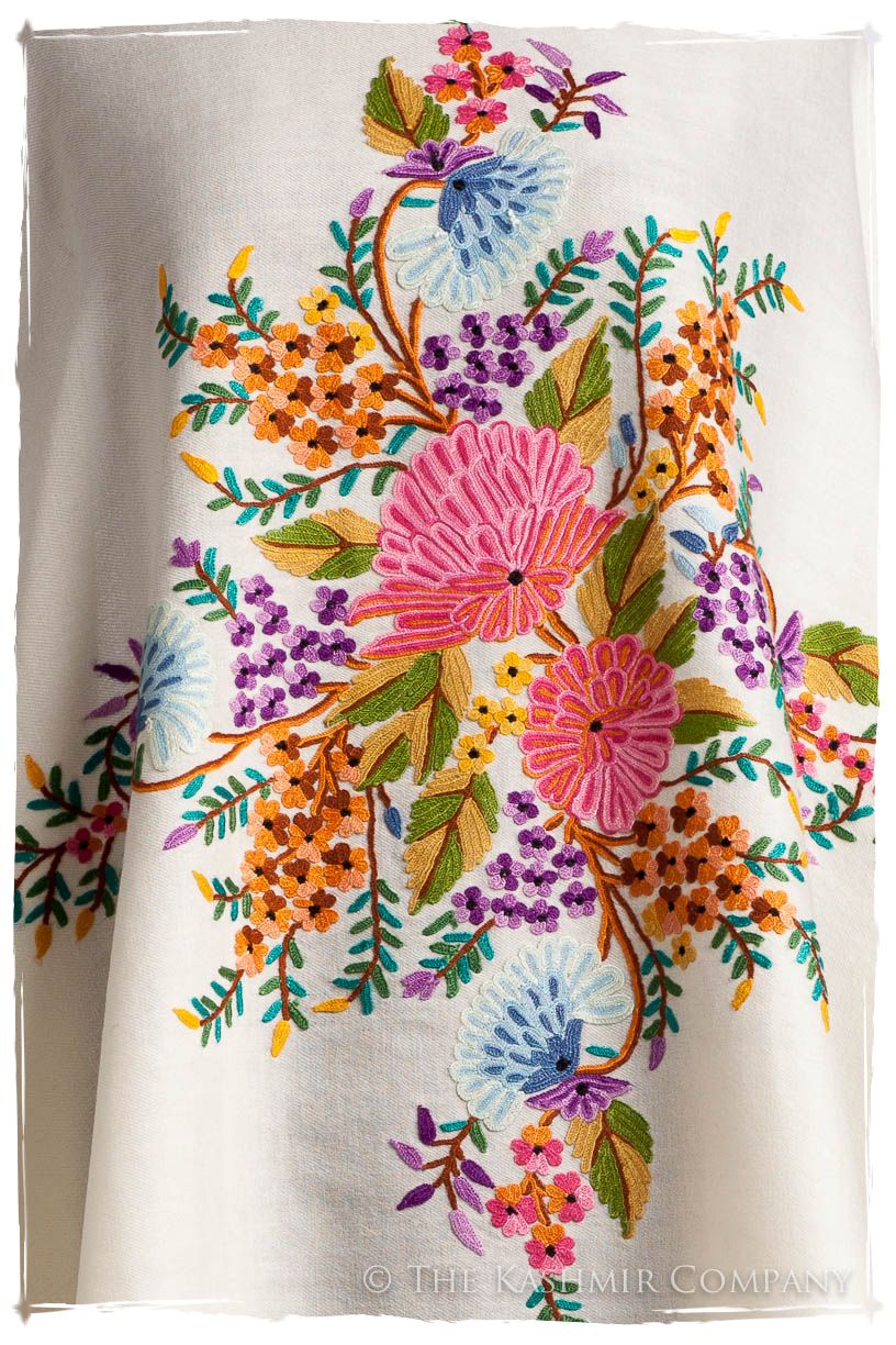 Jardin Pastel Français Bouquet Mascarade Shawl