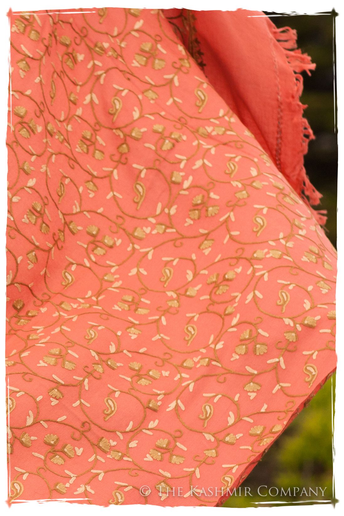 Rose de Porcelaine Secret Garden Shawl