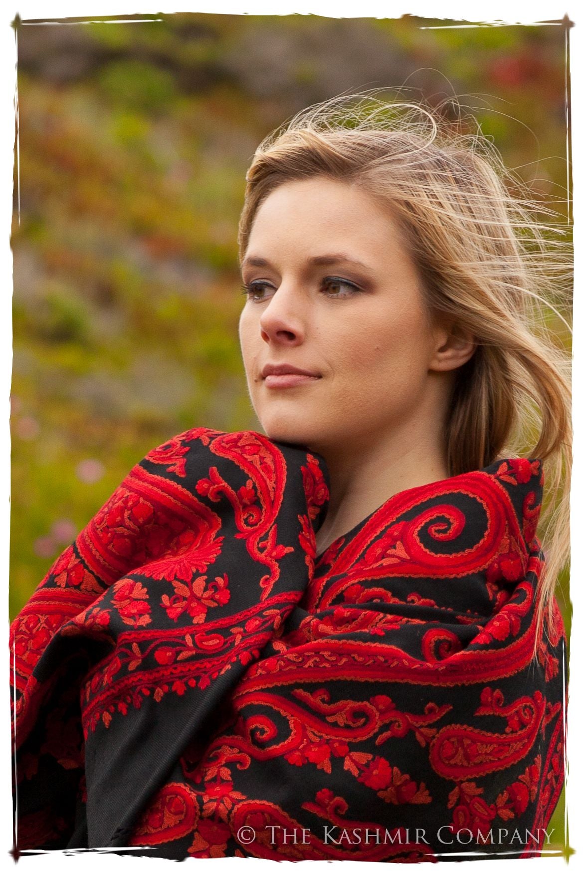 Rococo Royale Rouge Palais Antiquaires Shawl
