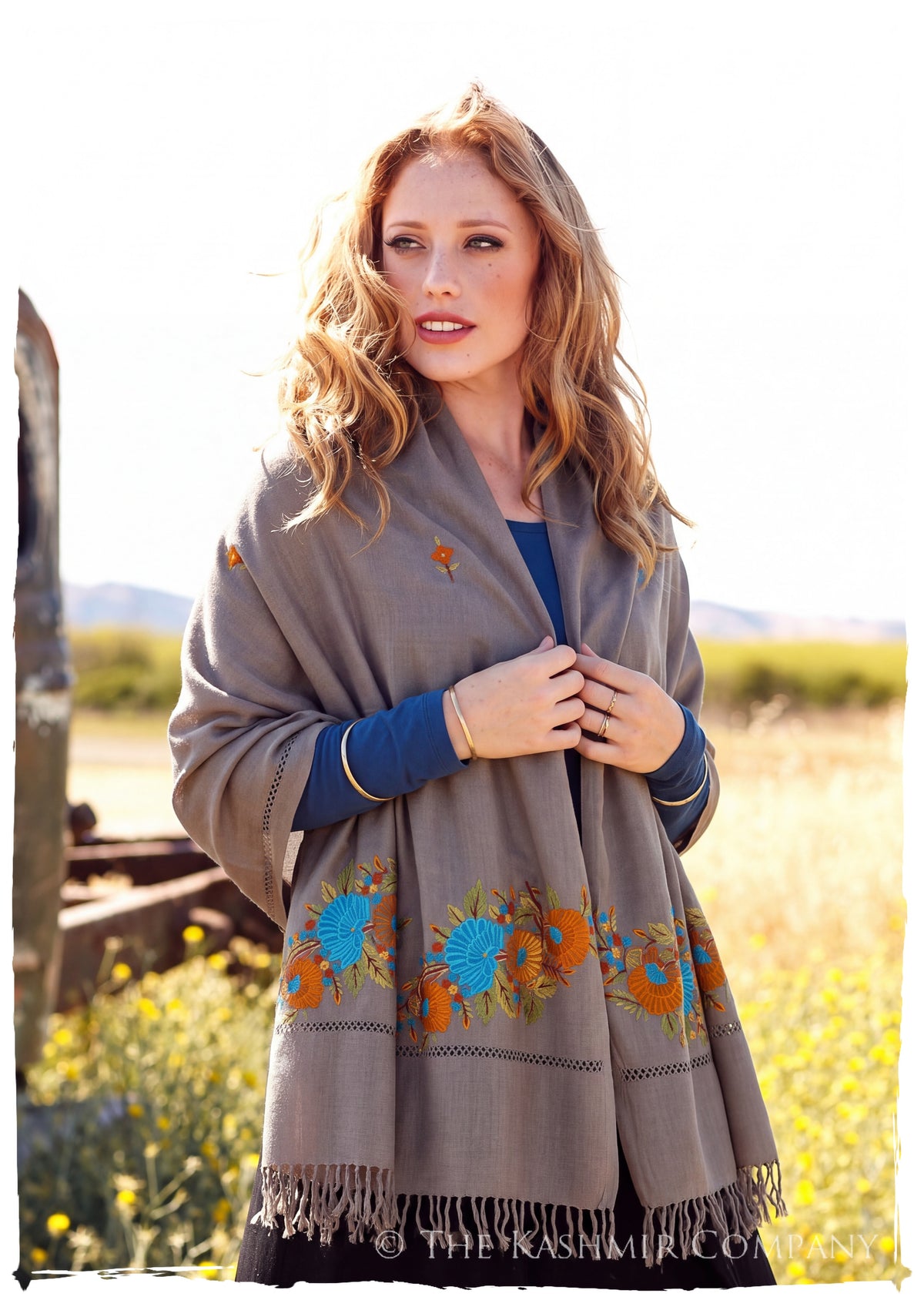 Mariela Frontières Jardin Gift Shawl — lifestyle