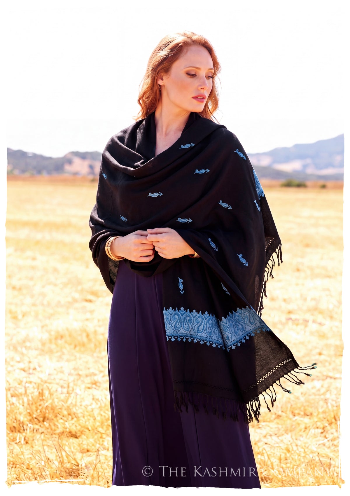 Araceli Frontières Paisley Gift Shawl — lifestyle