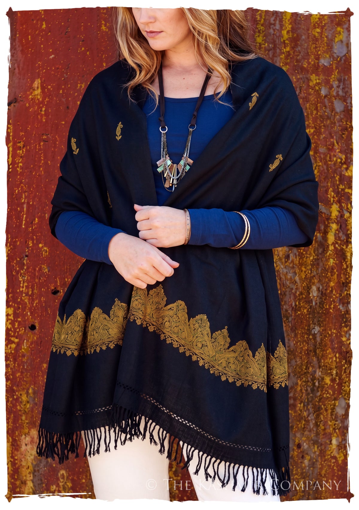 Catalina Frontières Paisley Gift Shawl — lifestyle