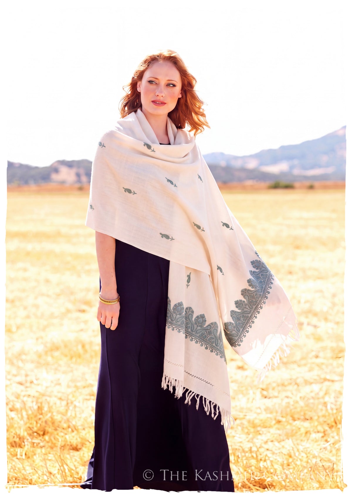 Barbé Frontières Paisley Gift Shawl — lifestyle