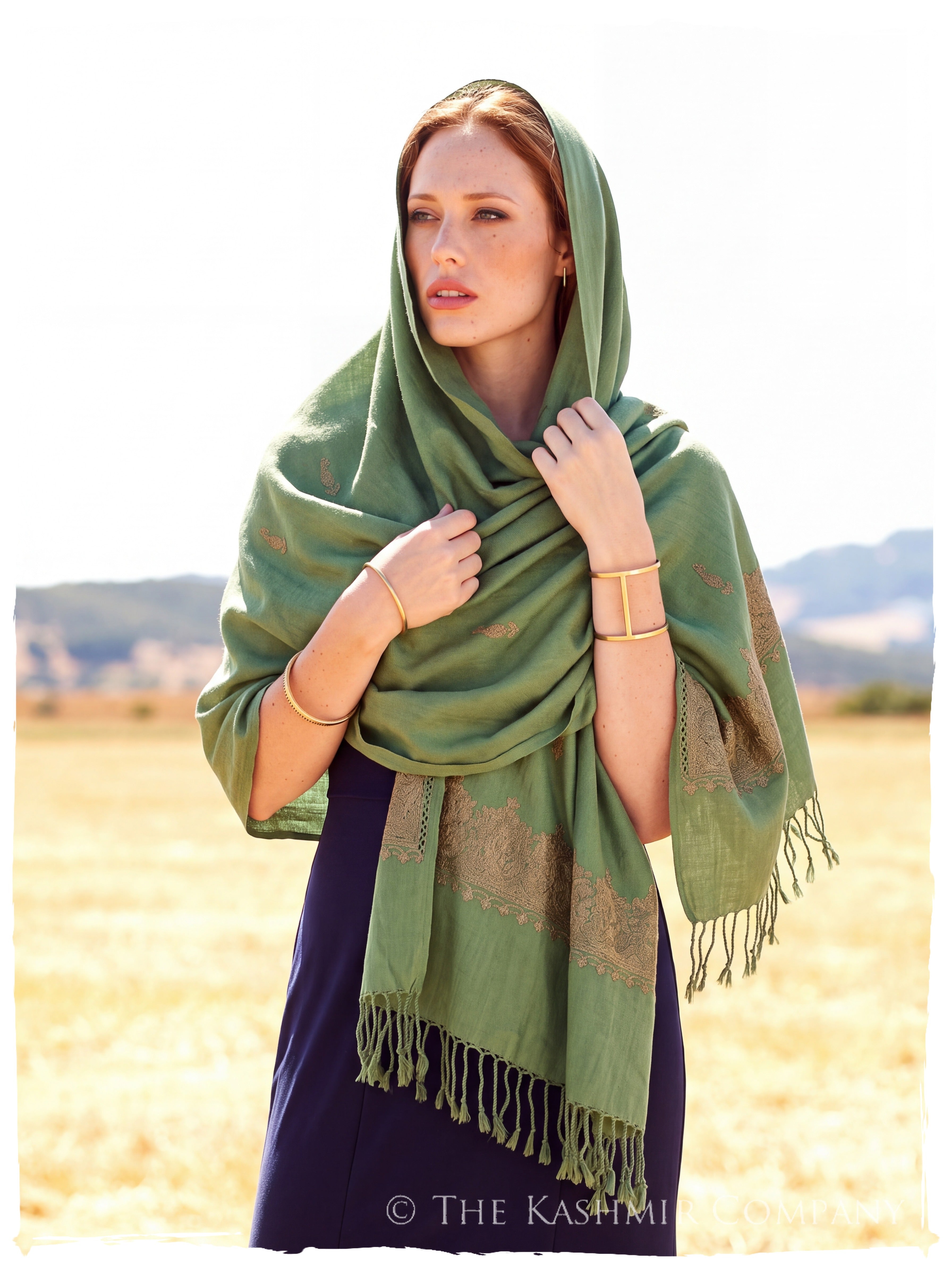 Honorine Frontières Paisley Gift Shawl — lifestyle