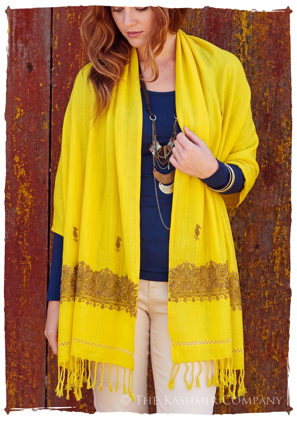Solange Frontières Paisley Gift Shawl — lifestyle