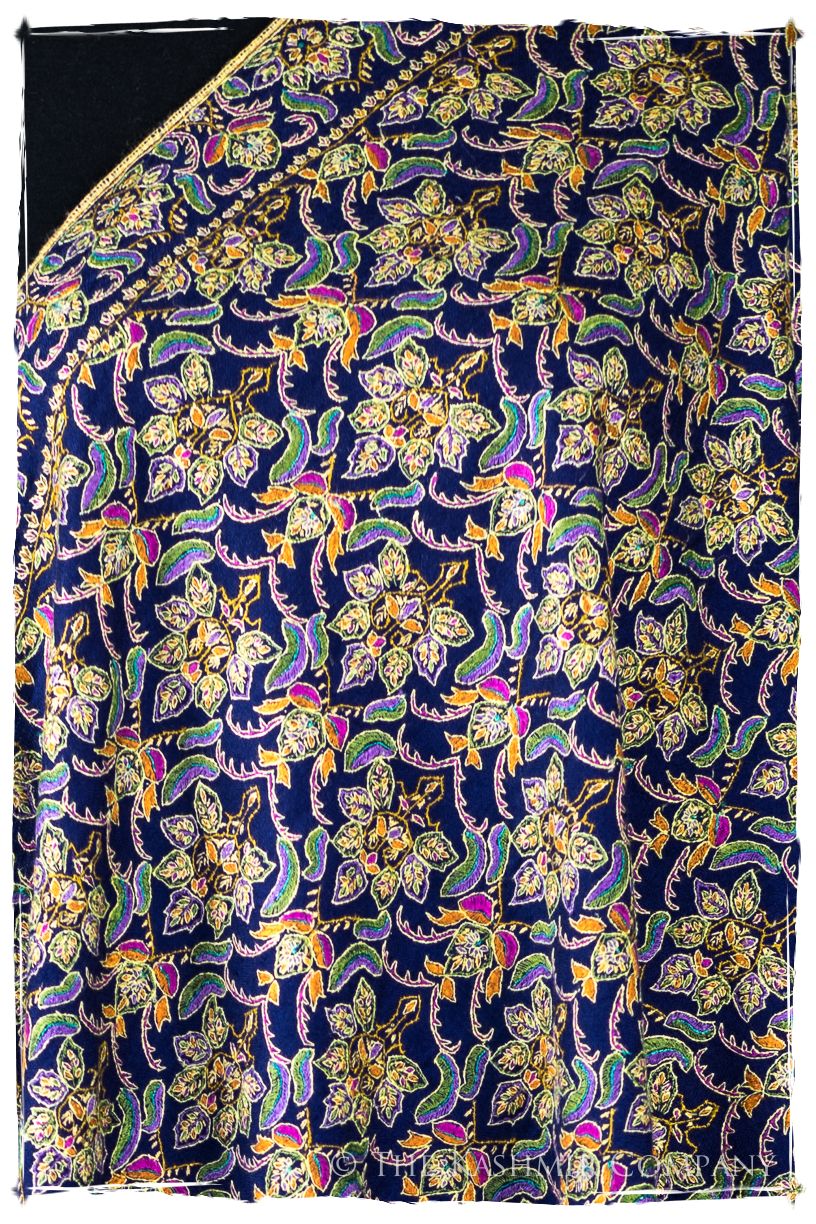 Lady of the Lake Nouvelle - Grand Pashmina Shawl