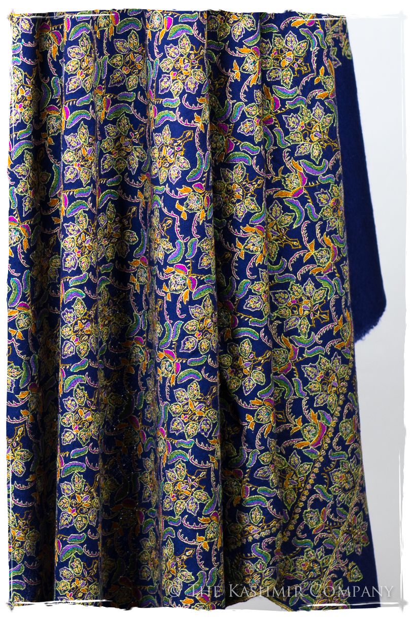 Lady of the Lake Nouvelle - Grand Pashmina Shawl