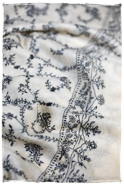 Jardin Claire d'luna Paisley L'amour Soft Cashmere Scarf/Shawl