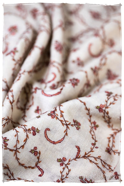 Jardin Mandarin d'Ivoire Paisley L'amour Soft Cashmere Scarf/Shawl