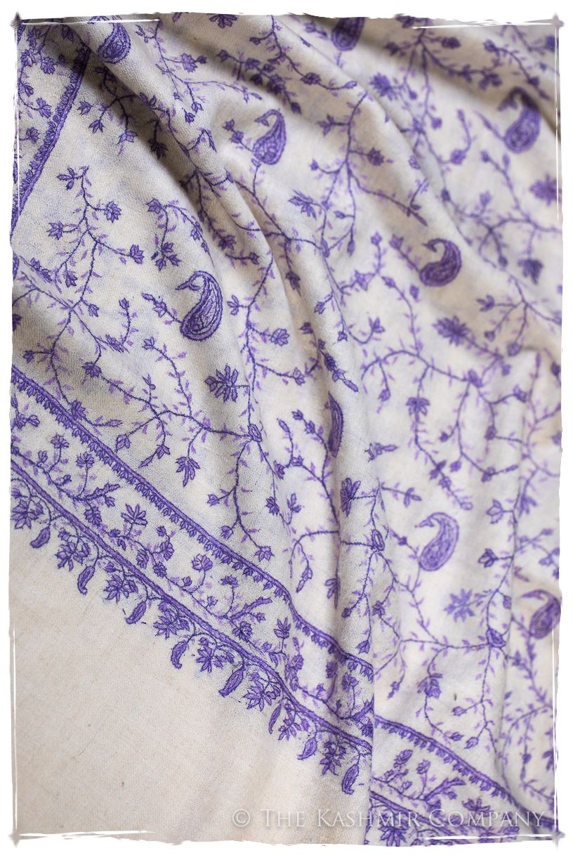 Imperial Purple de Paisley L'amour Soft Cashmere Scarf/Shawl