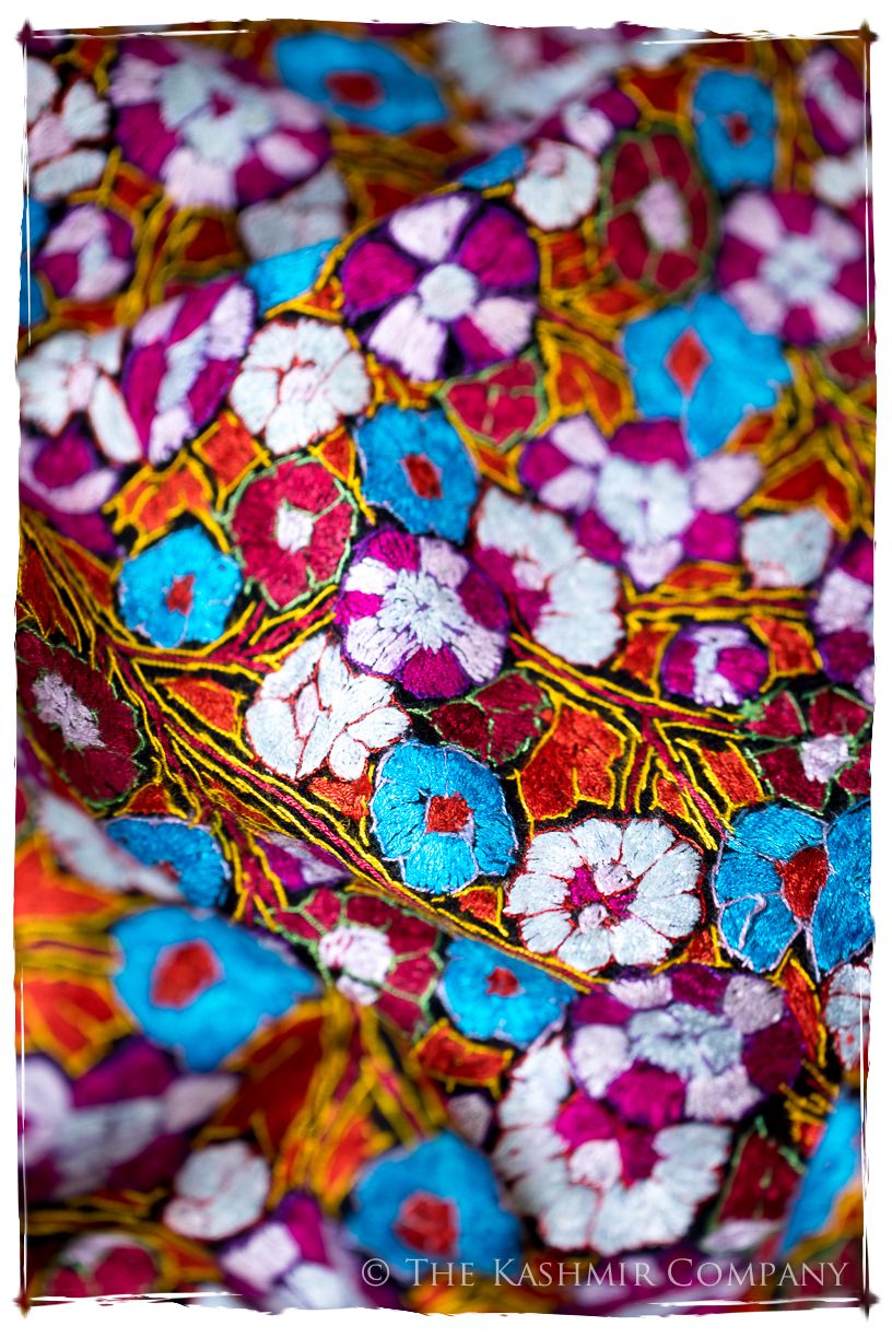 Croix Papier Mâché Fleurs La Rive Gauche Shawl