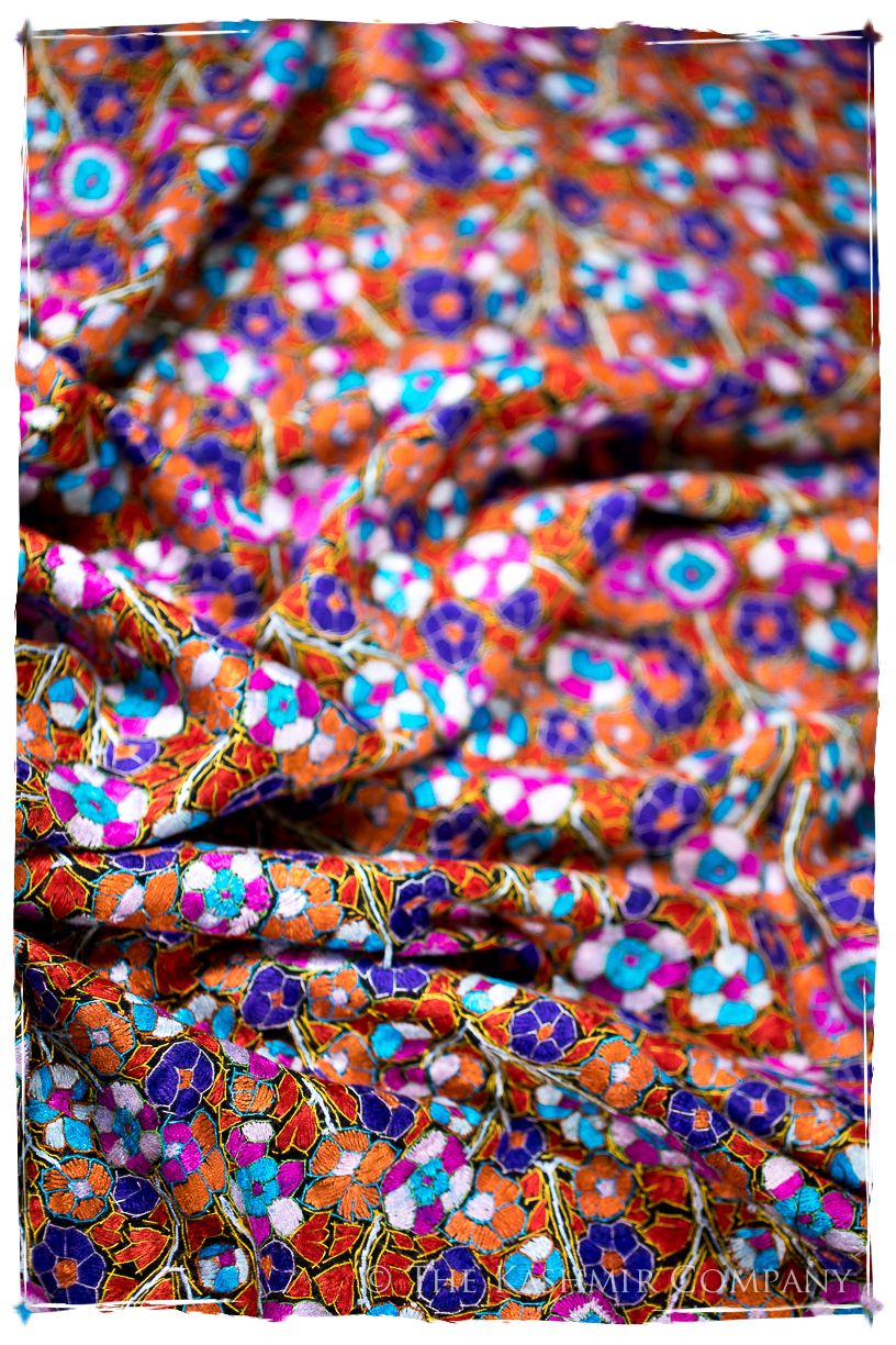 Lisieux Papier Mâché Fleurs La Rive Gauche Shawl