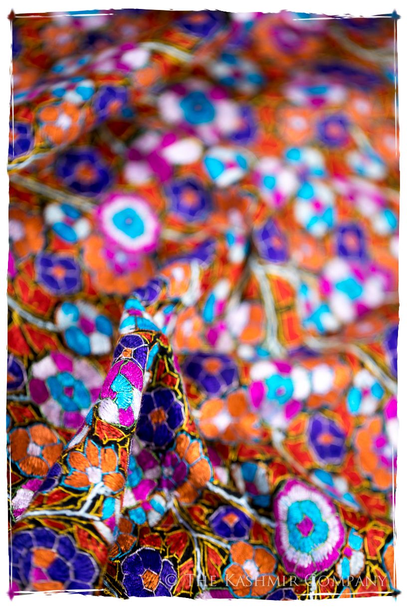 Lisieux Papier Mâché Fleurs La Rive Gauche Shawl