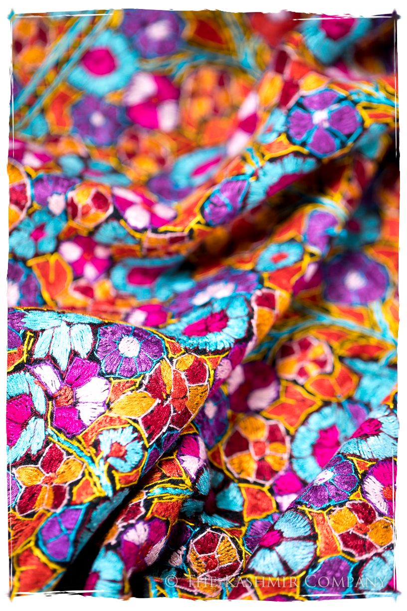 Beaune Papier Mâché Fleurs La Rive Gauche Shawl