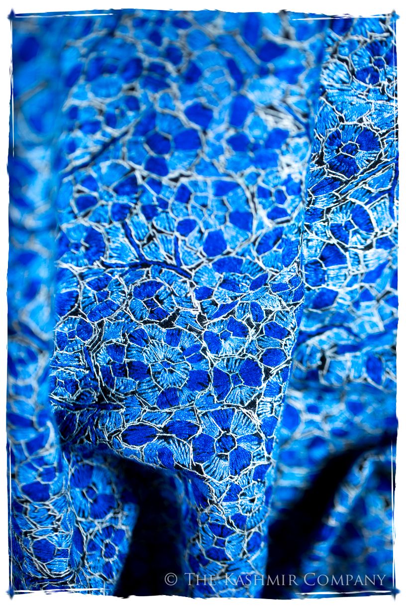 Oyonnax Papier Mâché Fleurs La Rive Gauche Shawl