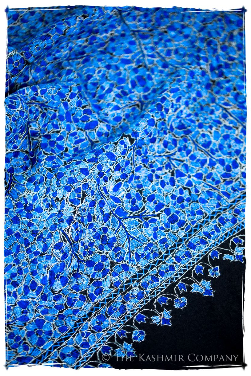 Oyonnax Papier Mâché Fleurs La Rive Gauche Shawl
