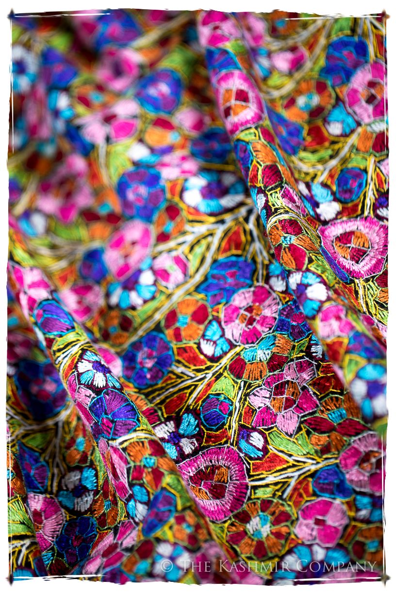 Miramas Papier Mâché Fleurs La Rive Gauche Shawl